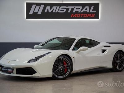 Usata Ferrari 488 670 CV (492 kW) 2016 Bianco Coupé