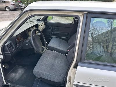 Usata Volvo Polar 109 CV (80 kW) 1992 Bianco Station wagon