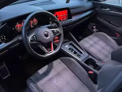 Gebraucht VW Golf VIII GTI 245 PS (180 kW) 2022 Schwarz Limousine
