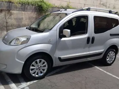 Usata Fiat Qubo Trekking 95 CV (69 kW) 2014 Argento Monovolume