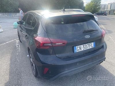 Usata Ford Focus ST-Line 120 CV (88 kW) 2023 Nero Berlina