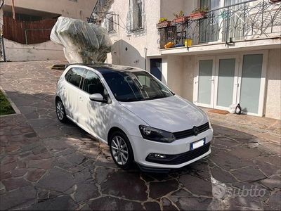 Usata VW Polo Comfortline 75 CV (55 kW) 2015 Bianco Berlina