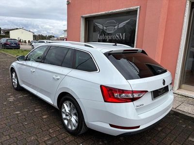 usata Skoda Superb 1.6 TDI Wagon Executive 2018