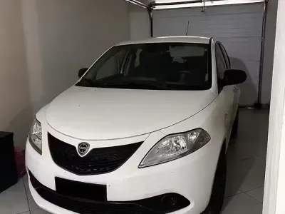 Usata Lancia Ypsilon
