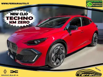 Nuova Renault Clio V Techno 116 CV (85 kW) 2026 Rosso Berlina