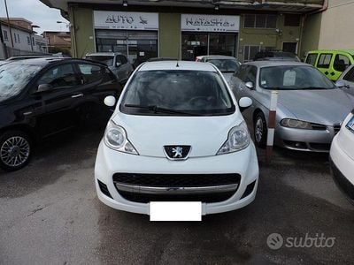 Usata Peugeot 107 68 CV (50 kW) 2012 Bianco Utilitaria