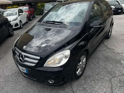 Occasion Mercedes B180 Chrome 109 ch (80 kW) 2011 Noir Monospace