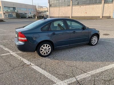 Usata Volvo S40 150 CV (110 kW) 2005 Blu Berlina