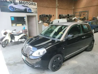 Usado Lancia Ypsilon 77 HP (56 kW) 2011 Other Citadino