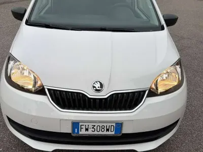 Usata Skoda Citigo Active 60 CV (44 kW) 2019 Bianco Utilitaria