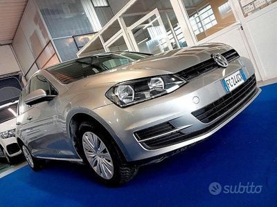 Usata VW Golf Trendline 86 CV (63 kW) 2016 Gray Berlina