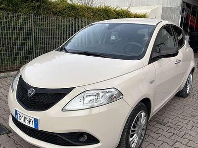 Usata Lancia Ypsilon 69 CV (50 kW) 2018 Utilitaria