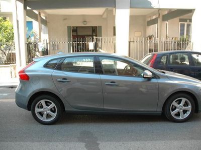 usata Volvo V40 2.0 D *unico proprietario* km cerrtificati