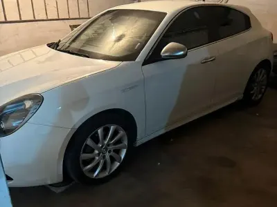 Usata Alfa Romeo Giulietta 2012 Bianco Utilitaria