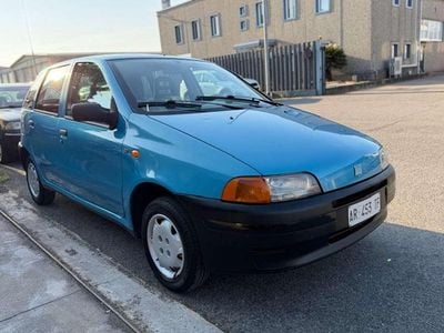 Usata Fiat Punto S 60 CV (44 kW) 1997 Blu/azzurro Berlina