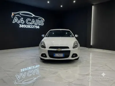 Usata Chevrolet Aveo LS 70 CV (51 kW) 2012 Bianco Berlina