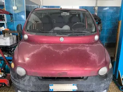 Usata Fiat Multipla 103 CV (75 kW) 2000 Rosso Monovolume