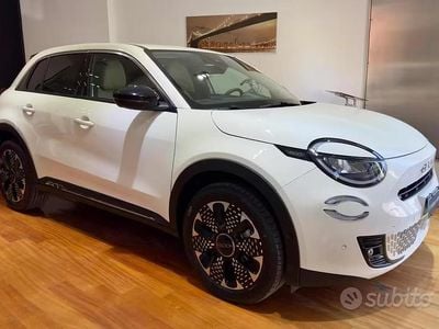 Usata Fiat 600 La Prima 110 CV (80 kW) 2025 Bianco SUV