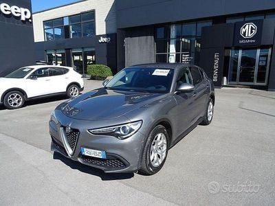 Usata Alfa Romeo Stelvio Business 160 CV (117 kW) 2021 Grigio SUV