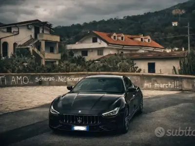 Usata Maserati Ghibli 275 CV (202 kW) 2020 Berlina