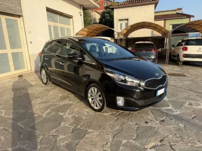 Usata Kia Carens 141 CV (103 kW) 2015 Nero Monovolume