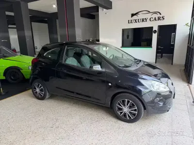 Usata Ford Ka 75 CV (55 kW) 2012 Nero Utilitaria
