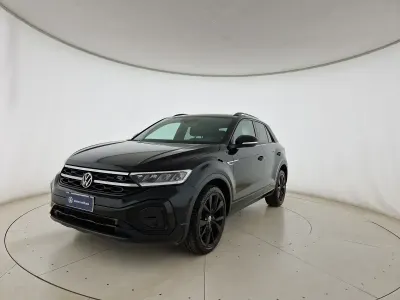 Usata VW T-Roc R-line 150 CV (110 kW) 2023 Deep black perlato SUV