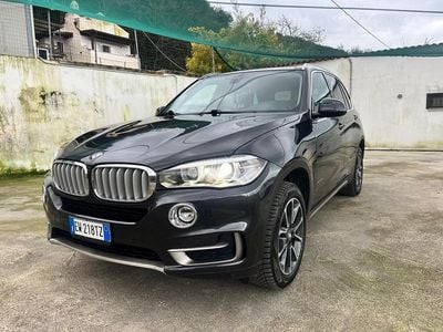 Usata BMW X5 Luxury Line 258 CV (189 kW) 2014 Grigio SUV