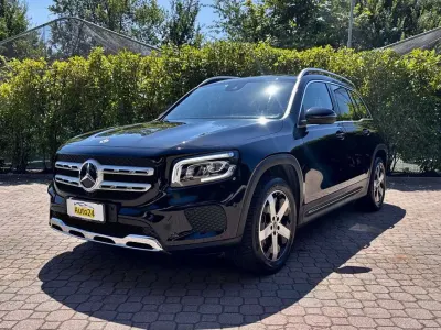 Usata Mercedes GLB200 150 CV (110 kW) 2022 Nero SUV