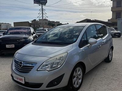 Usata Opel Meriva Cosmo 130 CV (95 kW) 2012 Grigio Monovolume