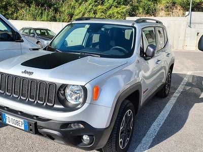 Usata Jeep Renegade 170 CV (125 kW) 2016 Grigio SUV