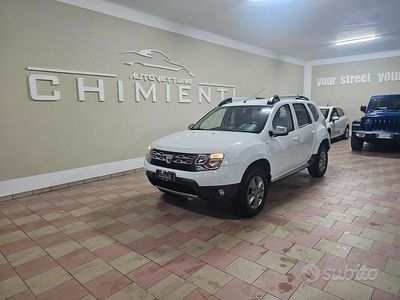 Usata Dacia Duster Lauréate 115 CV (84 kW) 2017 Bianco SUV