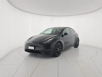 Usata Tesla Model Y Performance 359 kW (489 CV) 2022 Nero SUV