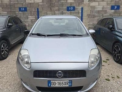 Usata Fiat Grande Punto Dynamic 65 CV (47 kW) 2006 Grigio Utilitaria