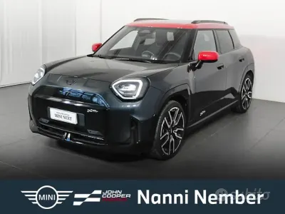 Usata Mini Aceman 160 kW (218 CV) 2025 Grigio SUV