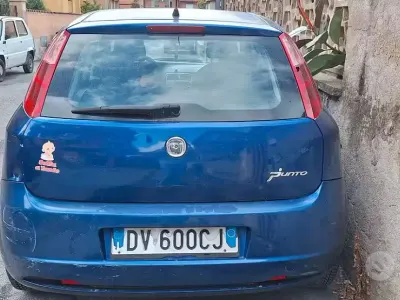 Usata Fiat Grande Punto 65 CV (47 kW) 2008 Blu Utilitaria