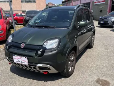 Usata Fiat Panda Cross Cross 80 CV (58 kW) 2015 Verde Utilitaria
