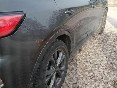 Usata Ford Kuga 120 CV (88 kW) 2021 Grigio SUV