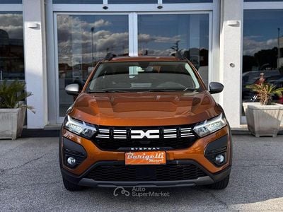 Usata Dacia Sandero 101 CV (74 kW) 2023 Bronze Berlina