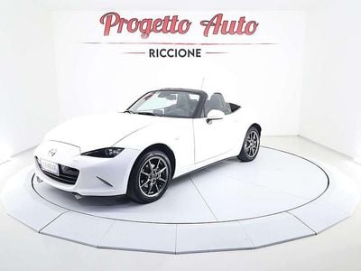 Usata Mazda MX5 Exceed 132 CV (97 kW) 2020 Snowflake white pearl Cabrio
