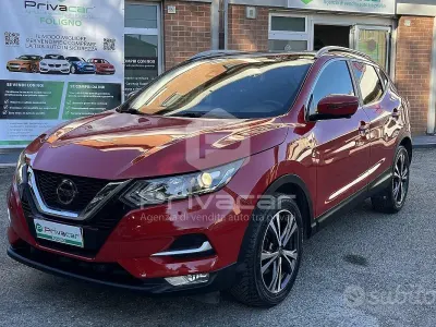 Usata Nissan Qashqai N-Connecta 140 CV (102 kW) 2019 Rosso SUV