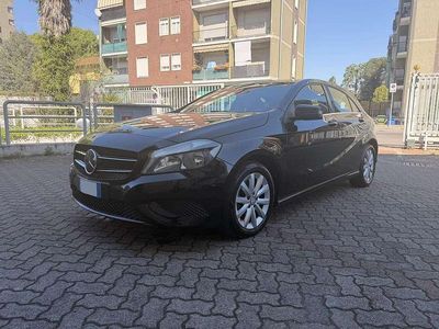 Usata Mercedes A180 Executive 122 CV (89 kW) 2015 Nero Berlina