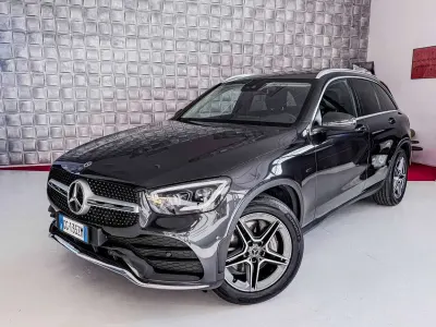 Usata Mercedes GLC300 Premium 211 CV (155 kW) 2021 Grigio SUV