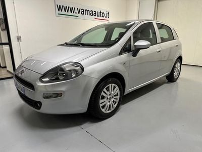 Usata Fiat Grande Punto Lounge 69 CV (50 kW) 2014 Argento Utilitaria