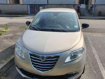 Usata Lancia Ypsilon Gold 69 CV (50 kW) 2014 Utilitaria