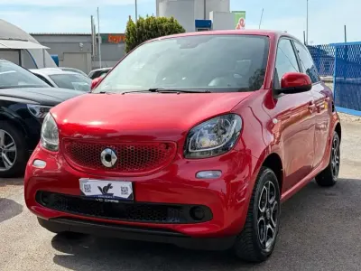 Usata Smart ForFour Passion 90 CV (66 kW) 2019 Rosso Utilitaria