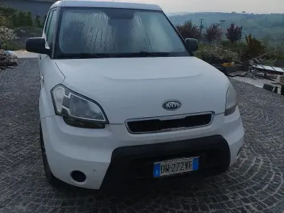 Usata Kia Soul 126 CV (92 kW) 2009 Bianco SUV