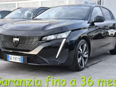 Usado Peugeot 308 Allure 131 CV (96 kW) 2022 Negro Berlina