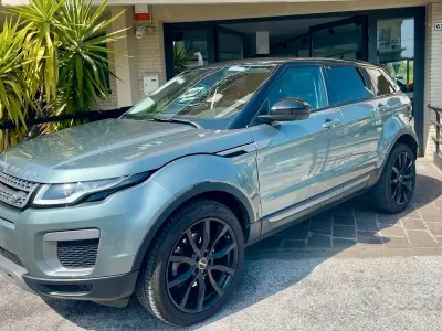 Usata Land Rover Range Rover evoque 150 CV (110 kW) 2016 Verde Station wagon