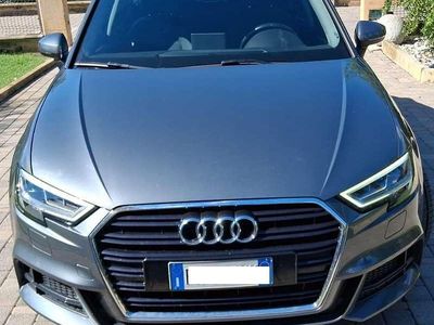 Usata Audi A3 Ambiente 116 CV (85 kW) 2019 Grigio Berlina